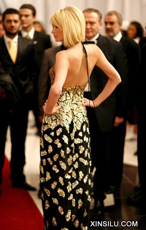 ģ˹ϣD (Paris Hilton) Ƥ